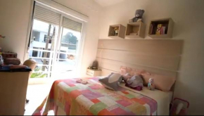 Quarto Privativo em Casa Linda